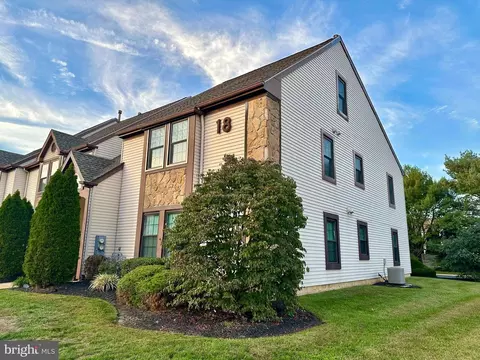 355 Georgia Ct, Sewell, NJ 08080
