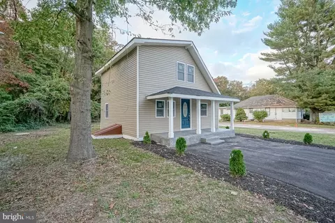 639 Roosevelt Ave, Glassboro, NJ 08028