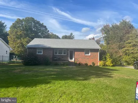 135 Morton Ave, Clayton, NJ 08312