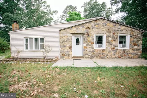 1419 9th Ave, Williamstown, NJ 08094
