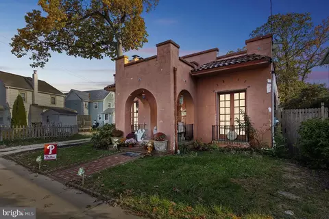 27 W Holly Ave, Pitman, NJ 08071