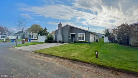 24 Cedar Pl, Swedesboro, NJ 08085