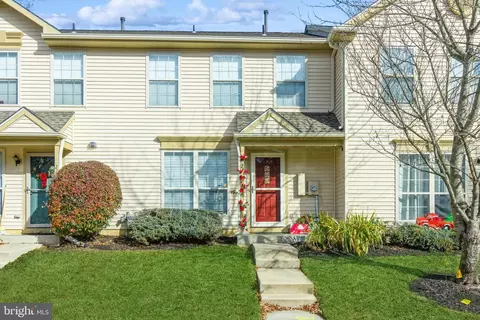 24 Woodbrook Dr, Mantua, NJ 08051