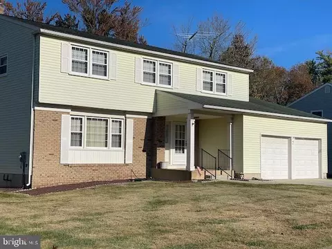 7 Daytona Ave, Sewell, NJ 08080