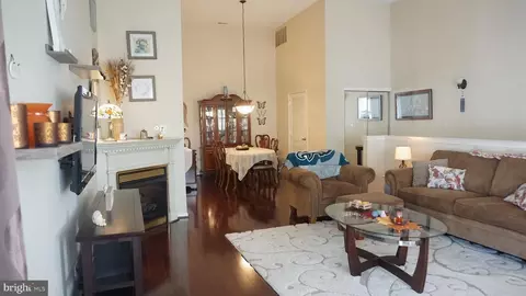 120 E Pristine Pl, Sewell, NJ 08080 photo 5