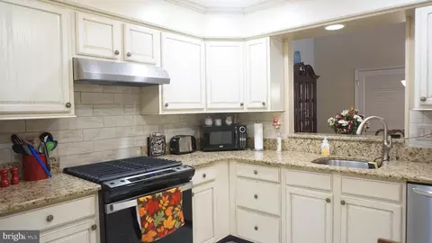120 E Pristine Pl, Sewell, NJ 08080 photo 10