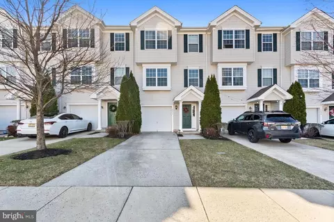1031 Moore Rd, Thorofare, NJ 08086