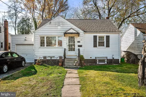 109 Red Bank Ave, West Deptford, NJ 08096