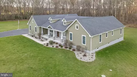 1140 Aura Rd, Monroeville, NJ 08343