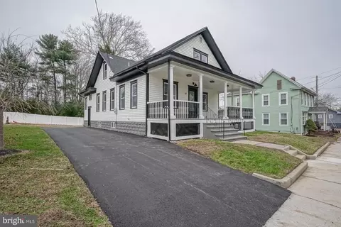12 High St, Mullica Hill, NJ 08062