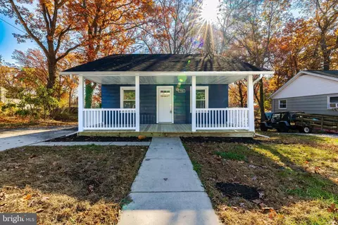 758 Chestnut Ave, Woodbury Heights, NJ 08097