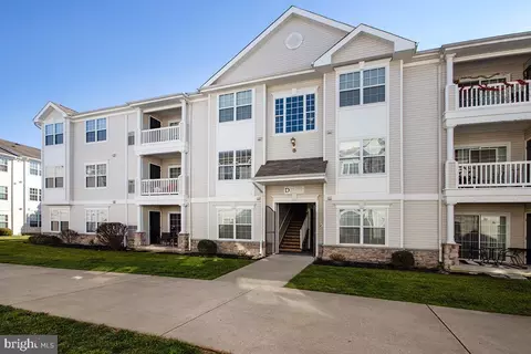 106 Lionheart Ln, Thorofare, NJ 08086