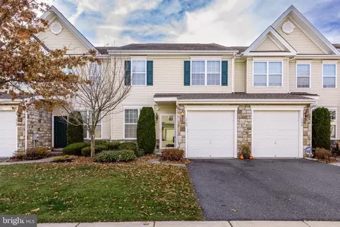 1703 Exposition Dr, Williamstown, NJ 08094