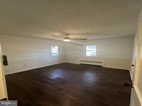 214 S Maple St, Woodbury, NJ 08096