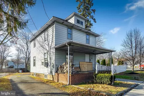 321 Delsea Dr N, Glassboro, NJ 08028
