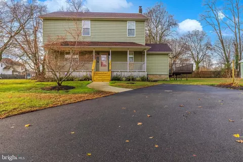 159 County House Rd, Mount Royal, NJ 08061