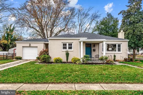 217 Colonial Ave, Woodbury, NJ 08096