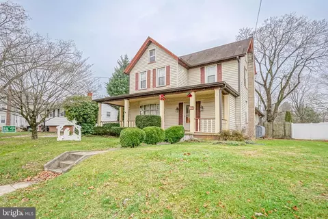 433 W Holly Ave, Pitman, NJ 08071