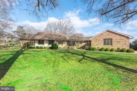535 Sunhaven Dr, Clayton, NJ 08312