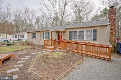 1624 Lakeside Dr, Williamstown, NJ 08094