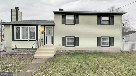 1301 Edgewood Ave, Westville, NJ 08093