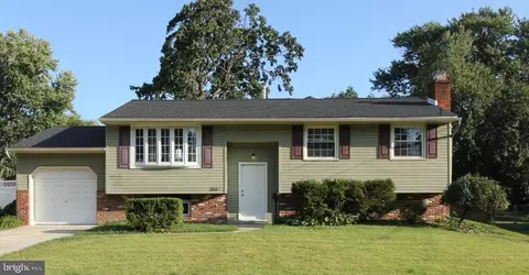 264 Ireland Ter, Williamstown, NJ 08094