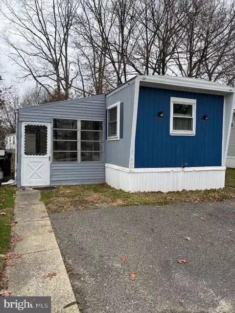 211 Maryland Ave, Williamstown, NJ 08094