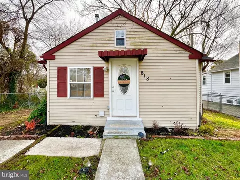 818 Cherry Ave, Woodbury, NJ 08096