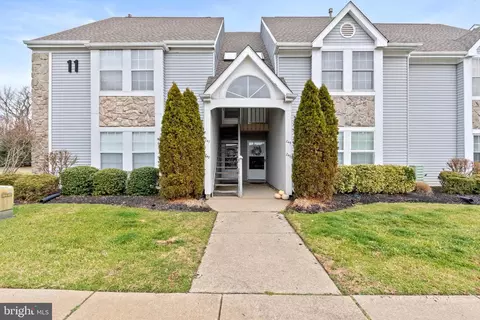 245 Loring Ct, Sewell, NJ 08080