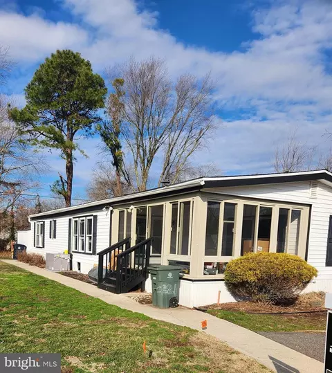 221 Harrison Ave, Williamstown, NJ 08094