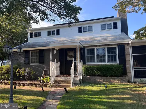 455 Elm Ave, Woodbury Heights, NJ 08097