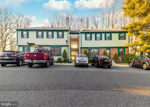 10 Thomas Mckean Bldg, Turnersville, NJ 08012