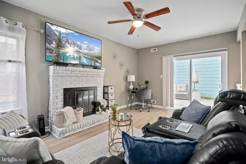 73 Adams St, Swedesboro, NJ 08085