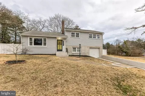 401 Yale Rd N, Glassboro, NJ 08028