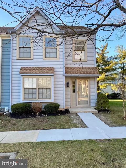 201 Douglas Ct, Thorofare, NJ 08086