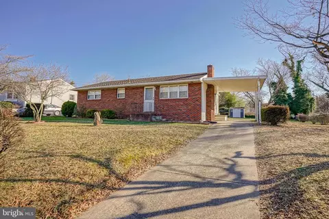 36 Grant Ave, Deptford, NJ 08096