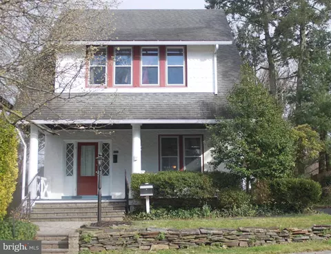 30 N Davis St, Woodbury, NJ 08096