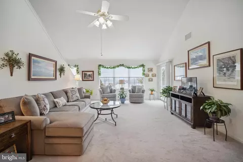 22 Pristine Pl # D, Sewell, NJ 08080 photo 3