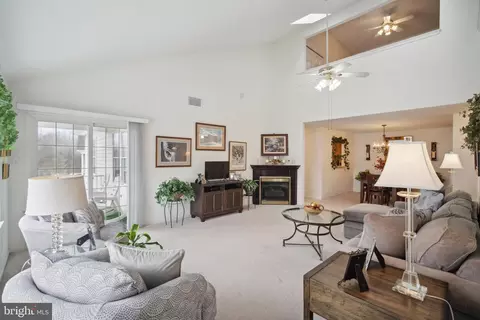22 Pristine Pl # D, Sewell, NJ 08080 photo 4