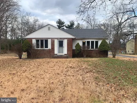 825 Main St, Sewell, NJ 08080