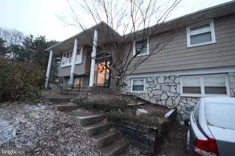 100 Vanderbilt Ave, Woodbury Heights, NJ 08097