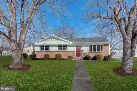 613 Sheffield Rd, Sewell, NJ 08080