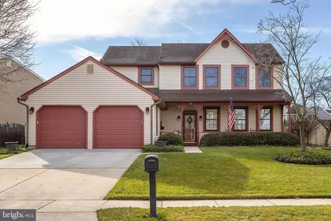 12 Walton Dr, Sewell, NJ 08080