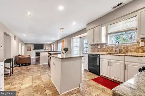 1908 Teaberry Ave, Williamstown, NJ 08094 photo 11