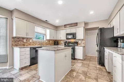 1908 Teaberry Ave, Williamstown, NJ 08094 photo 10