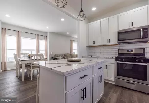 7 S Jefferson Ave, Wenonah, NJ 08090