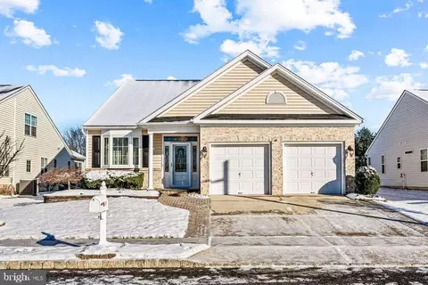 5 Sickler Ct, Sewell, NJ 08080