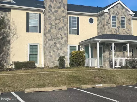 315 Whittier Ct, Sewell, NJ 08080