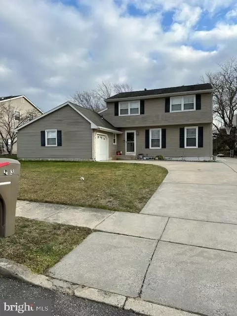 113 Shire Dr, Sewell, NJ 08080