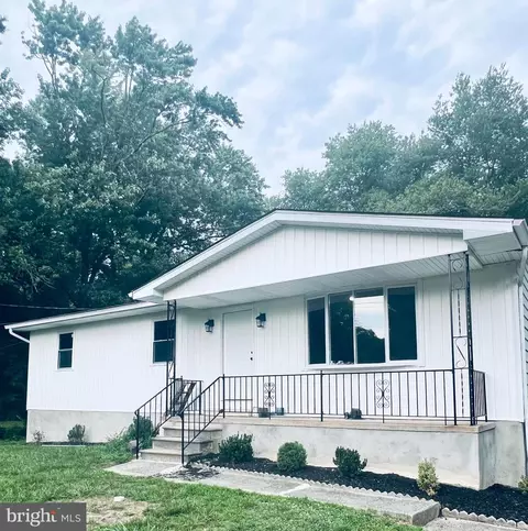 306 Swedesboro Rd, Franklinville, NJ 08322